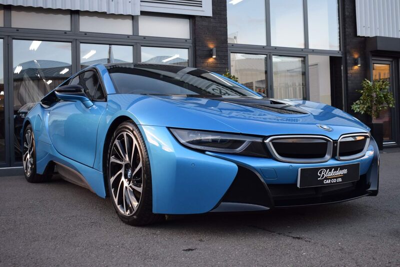 BMW I8