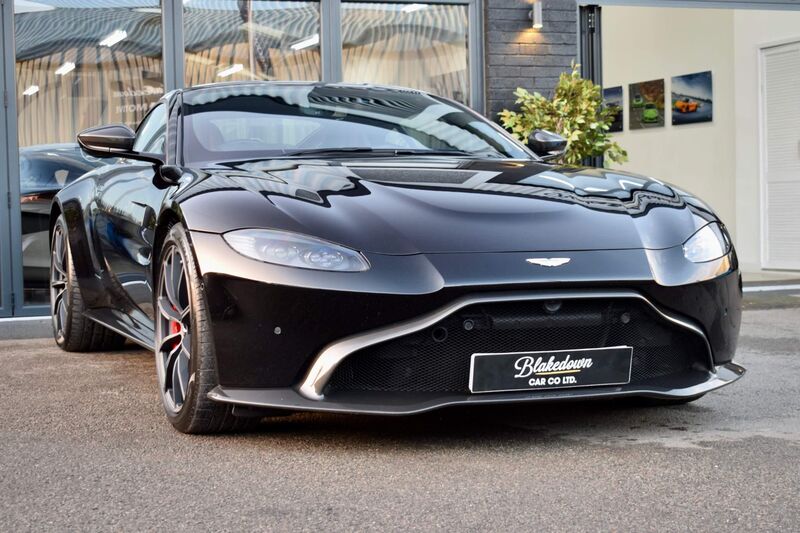 ASTON MARTIN VANTAGE