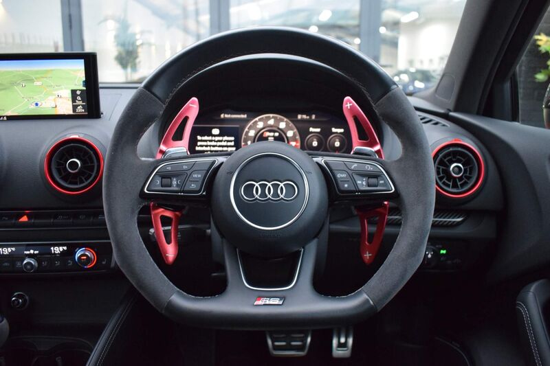 AUDI RS3