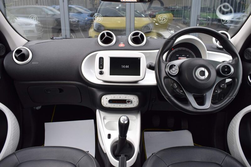 SMART FORFOUR