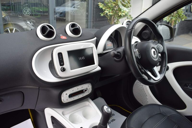 SMART FORFOUR