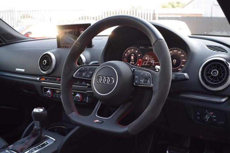 AUDI RS3