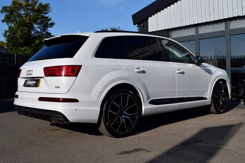 AUDI SQ7