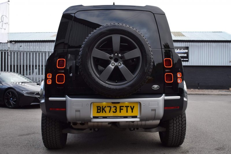 LAND ROVER DEFENDER 90