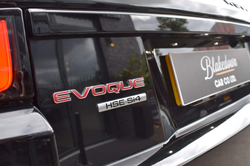 LAND ROVER RANGE ROVER EVOQUE