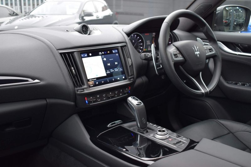MASERATI LEVANTE
