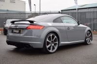 AUDI TT RS
