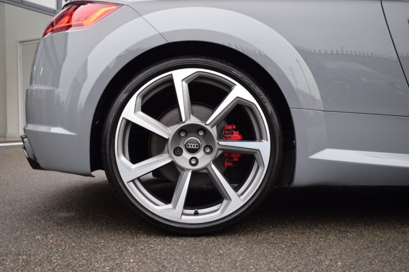 AUDI TT RS