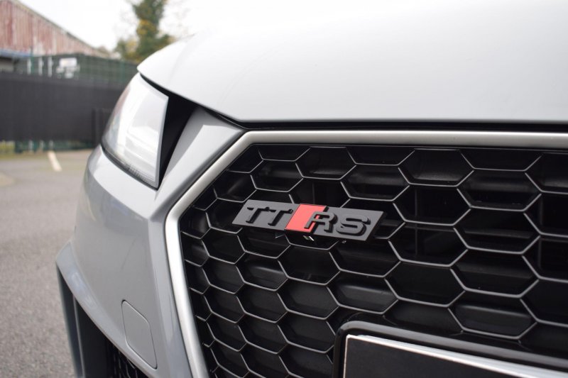 AUDI TT RS