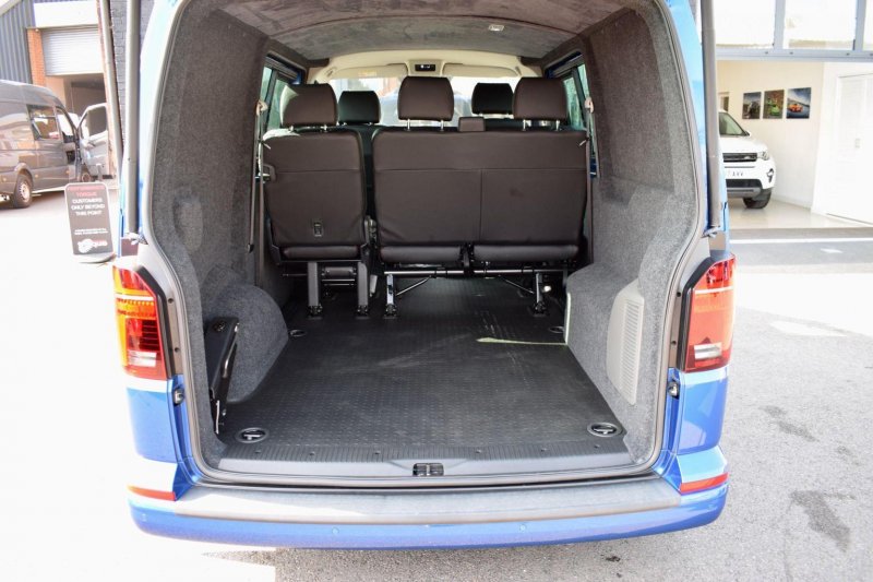 VOLKSWAGEN TRANSPORTER
