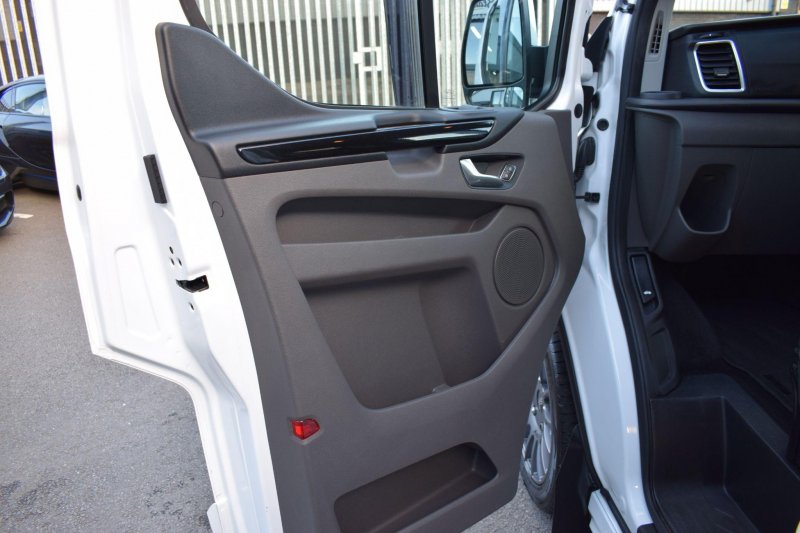 FORD TRANSIT CUSTOM