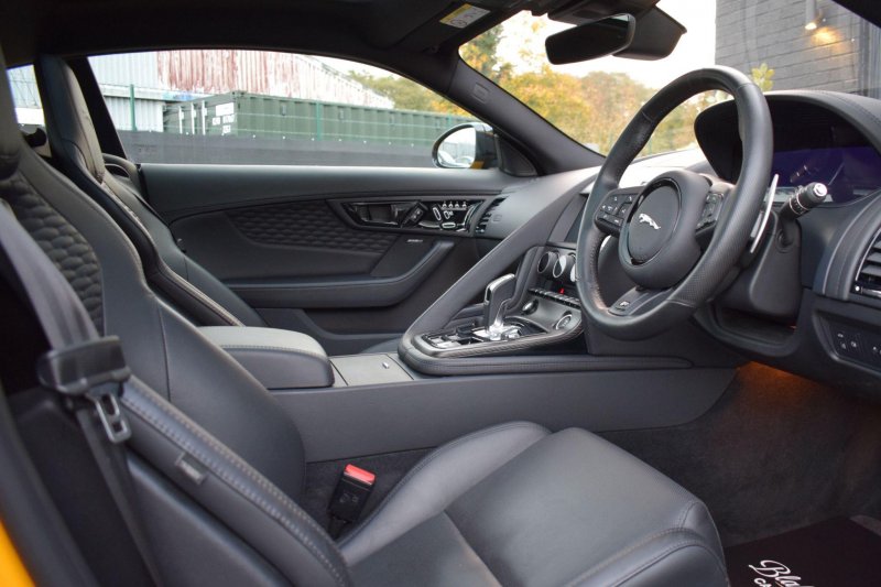 JAGUAR F-TYPE