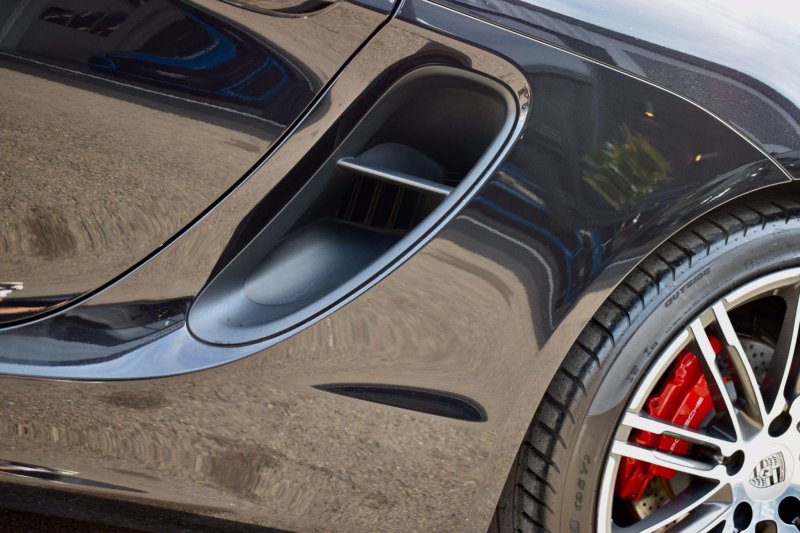 PORSCHE CAYMAN