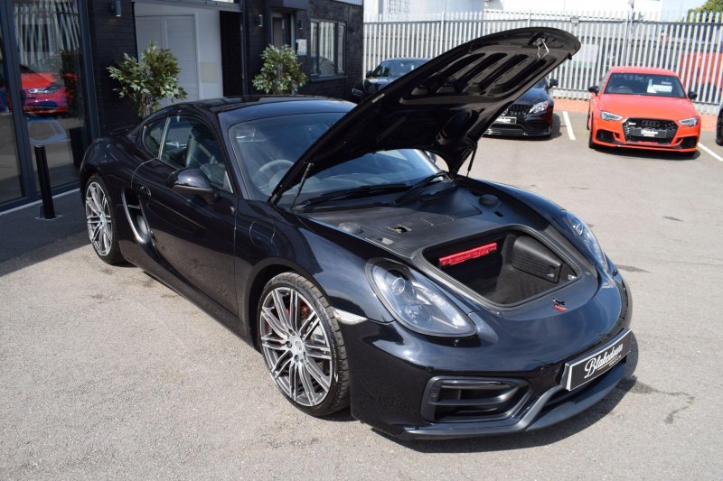 PORSCHE CAYMAN