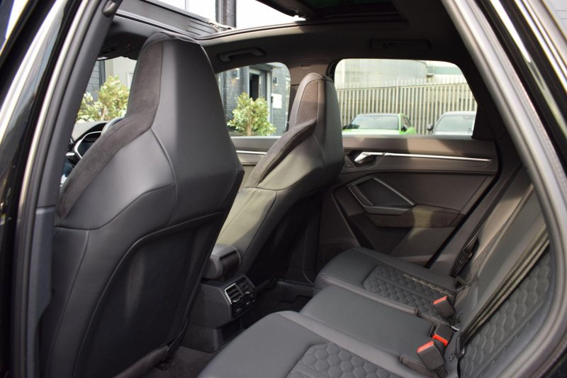AUDI RS Q3