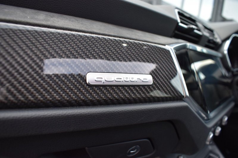 AUDI RS Q3