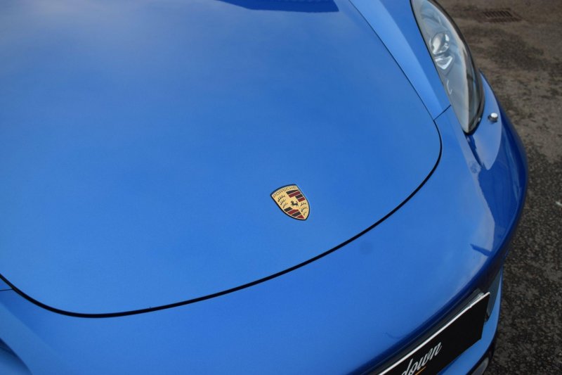 PORSCHE 718