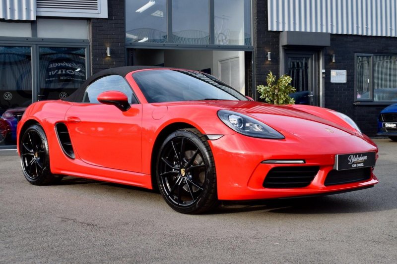 PORSCHE 718