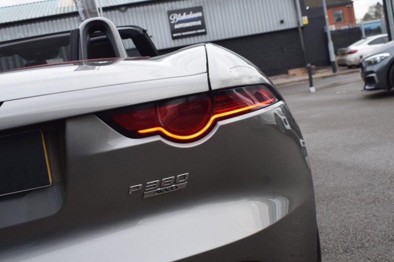 JAGUAR F-TYPE