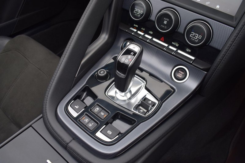 JAGUAR F-TYPE