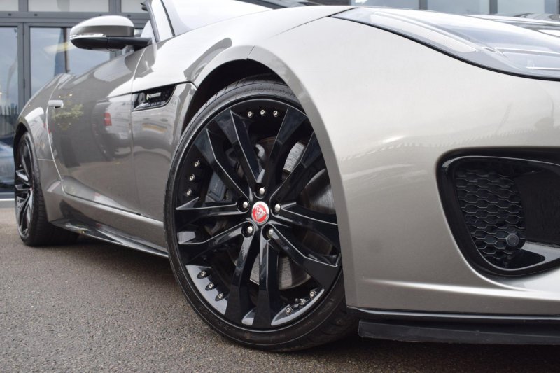 JAGUAR F-TYPE