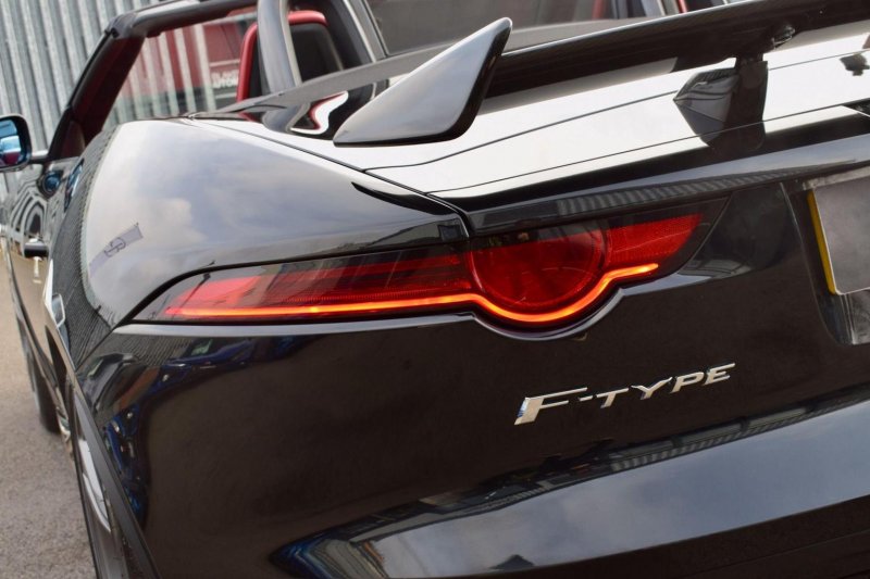 JAGUAR F-TYPE