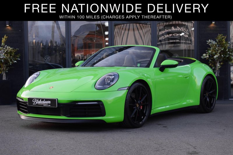 PORSCHE 911