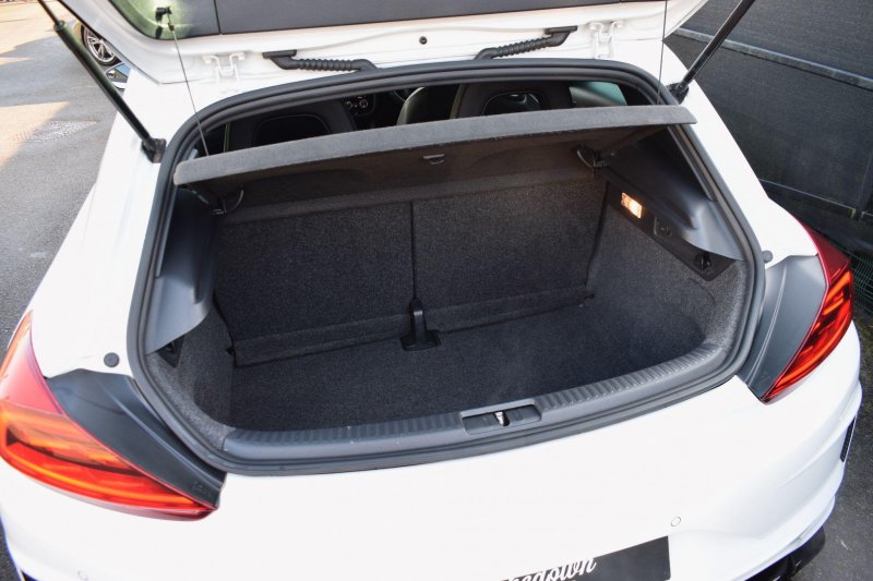 VOLKSWAGEN SCIROCCO