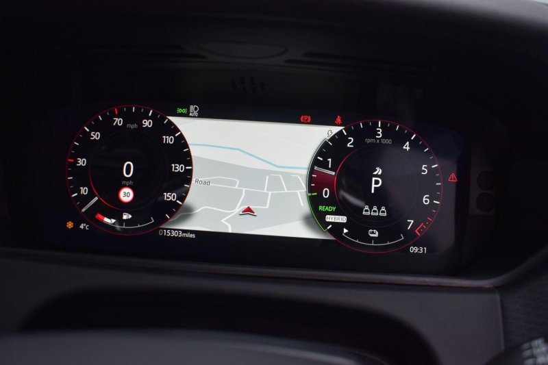 LAND ROVER RANGE ROVER VELAR