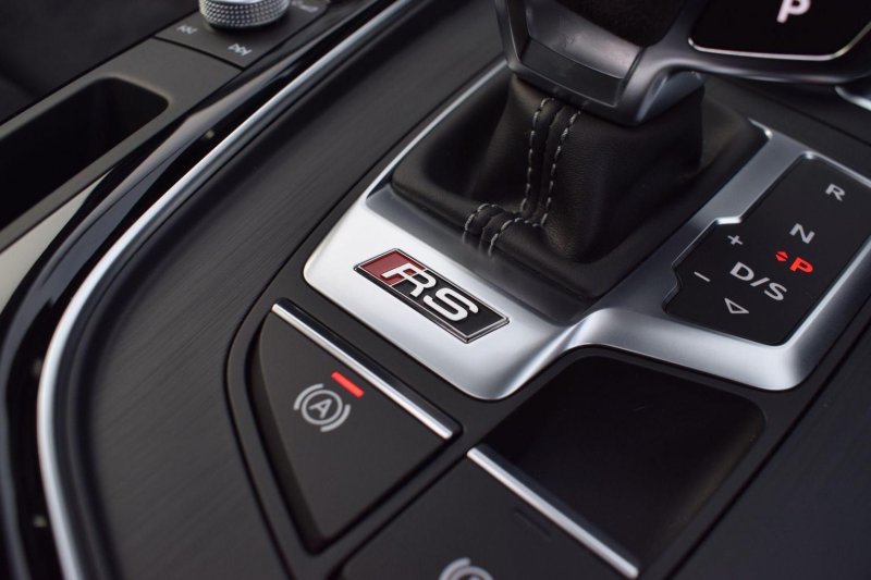 AUDI RS4