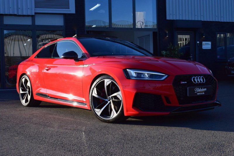 AUDI RS5