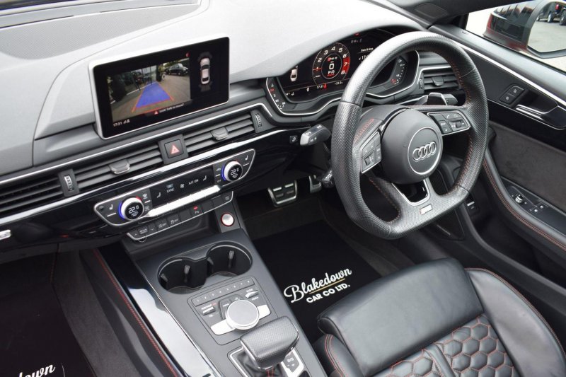 AUDI RS5