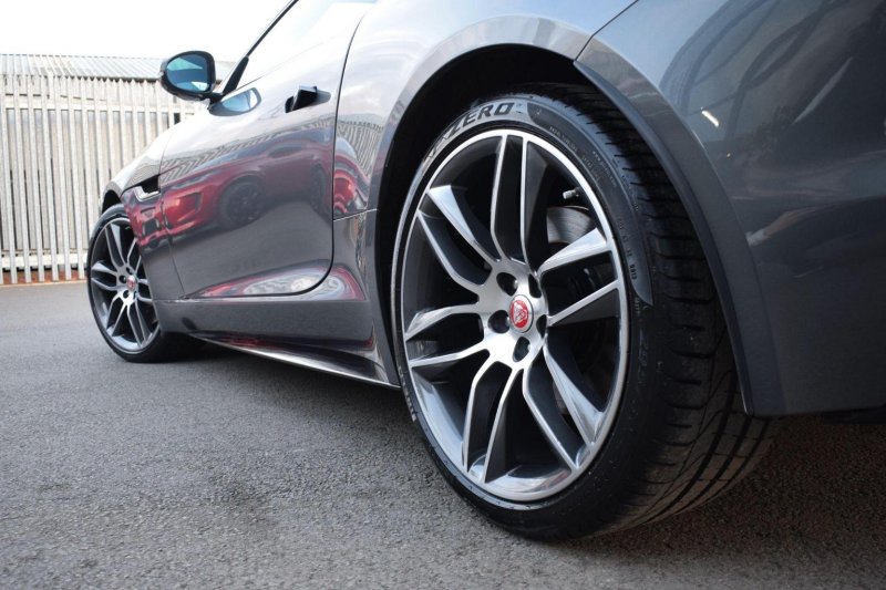JAGUAR F-TYPE