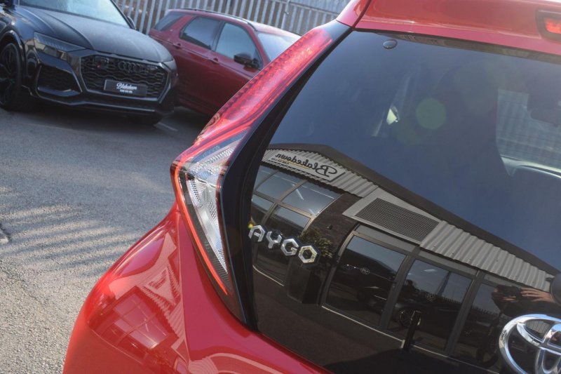 TOYOTA AYGO