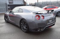 NISSAN GT-R