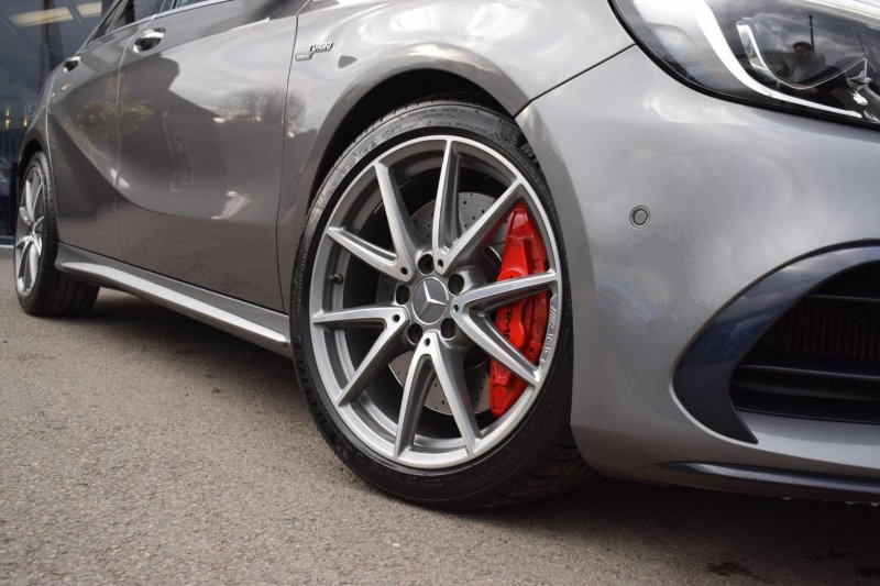 MERCEDES-BENZ A CLASS