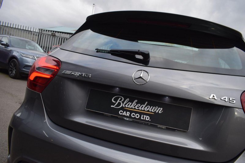MERCEDES-BENZ A CLASS