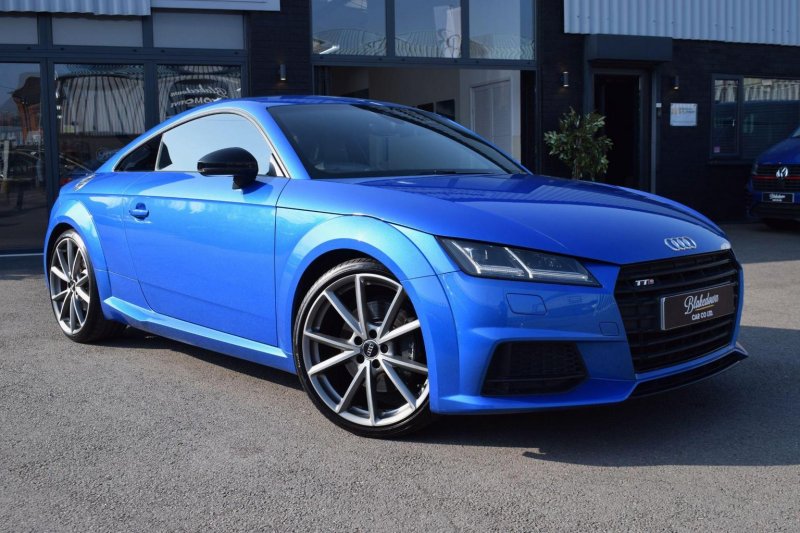 AUDI TTS