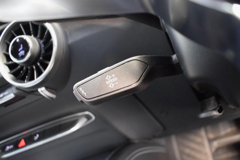 AUDI TTS