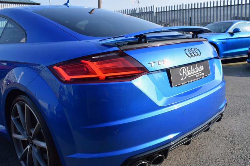 AUDI TTS