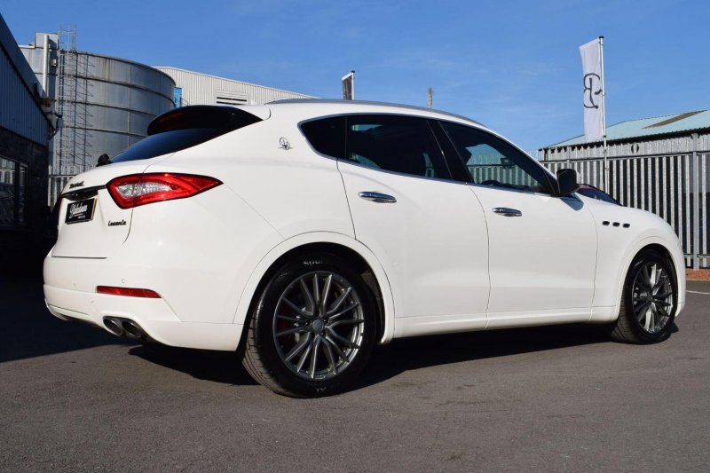 MASERATI LEVANTE