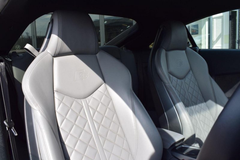 AUDI TTS