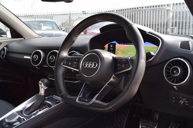 AUDI TTS
