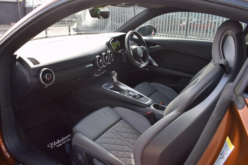AUDI TTS