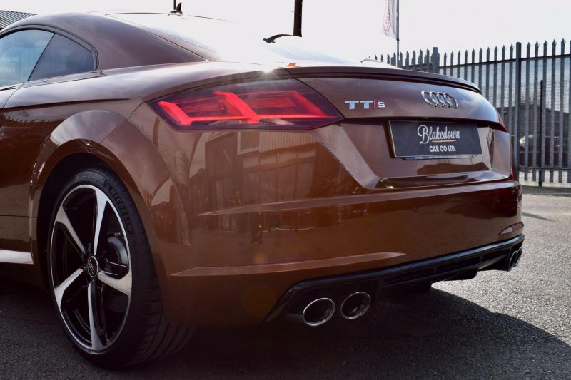 AUDI TTS