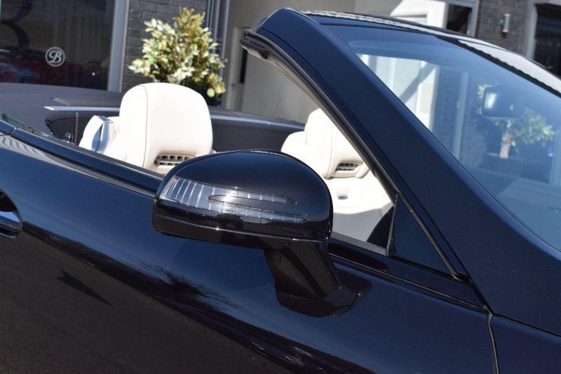 MERCEDES-BENZ SL