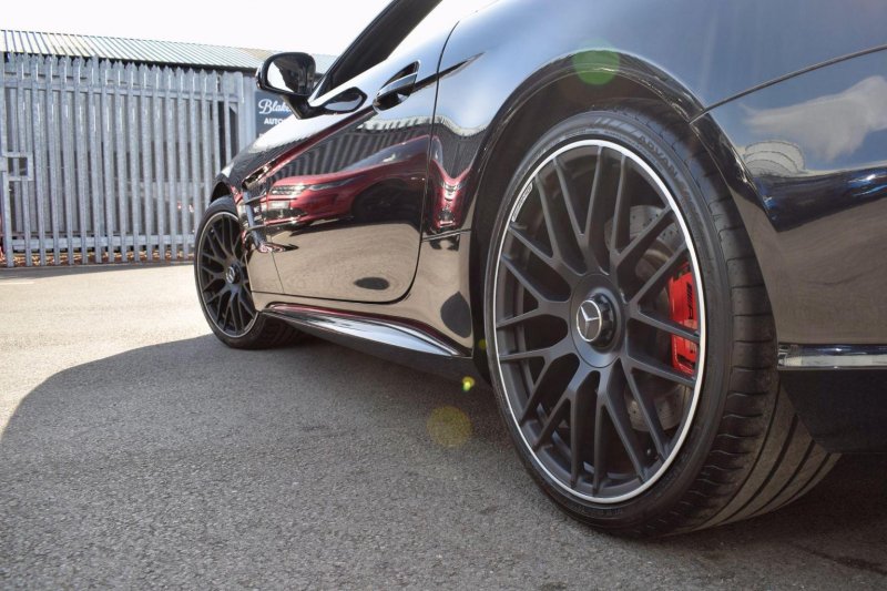 MERCEDES-BENZ SL