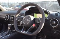 AUDI TT RS