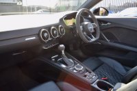 AUDI TT RS