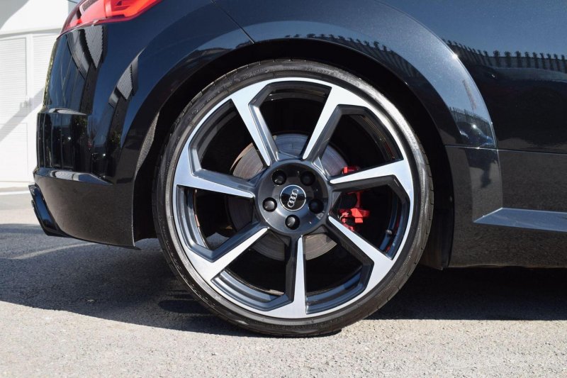 AUDI TT RS